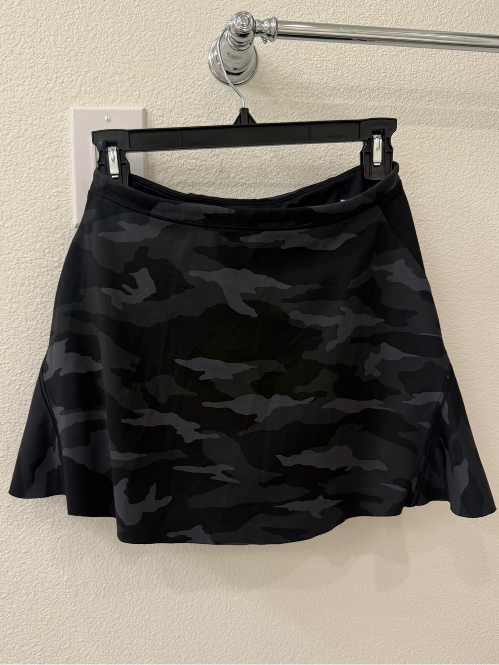 Athleta Black & Charcoal Camo Skater Skirt